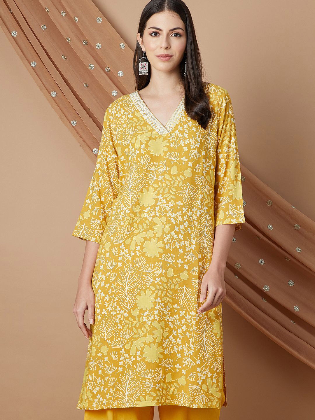 

Melange by Lifestyle Floral Printed Sequinned V-Neck Straight Kurta, Mustard