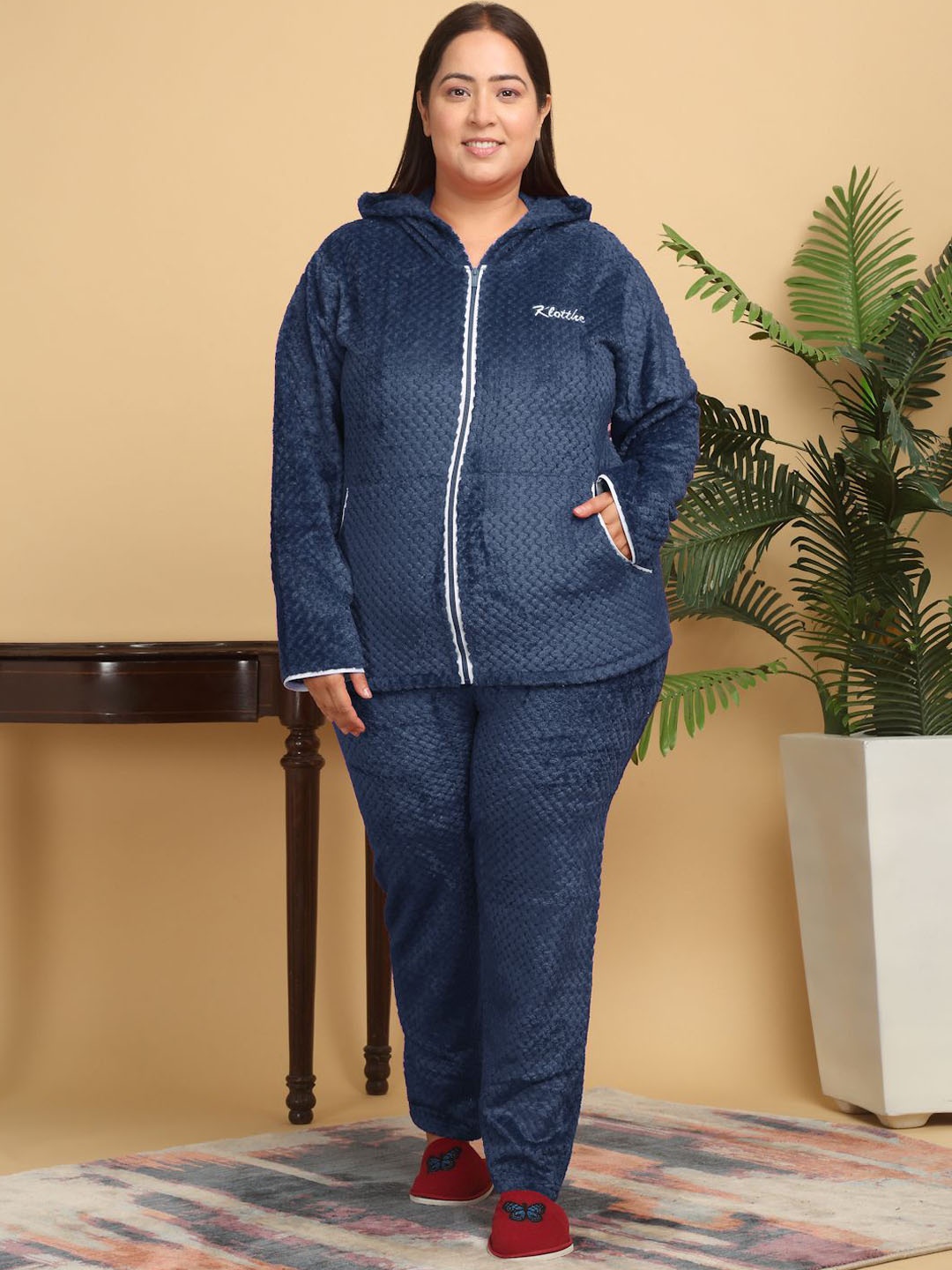 

KLOTTHE Women Plus Size Solid Hooded Woolen Night Suit, Navy blue