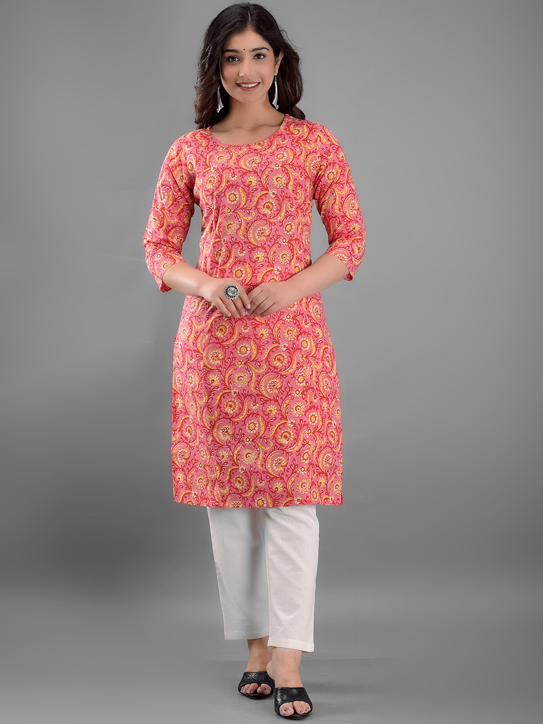 

Kaheksa Ethnic Motifs Printed Cotton Maternity Straight Kurta, Pink