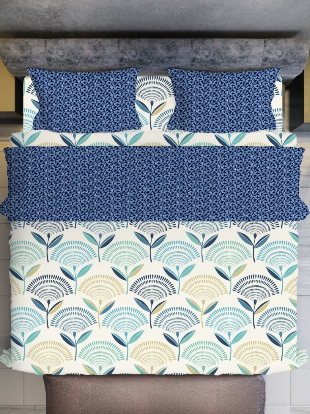 

Laying Style Blue & Green Printed Double King Bedding Set