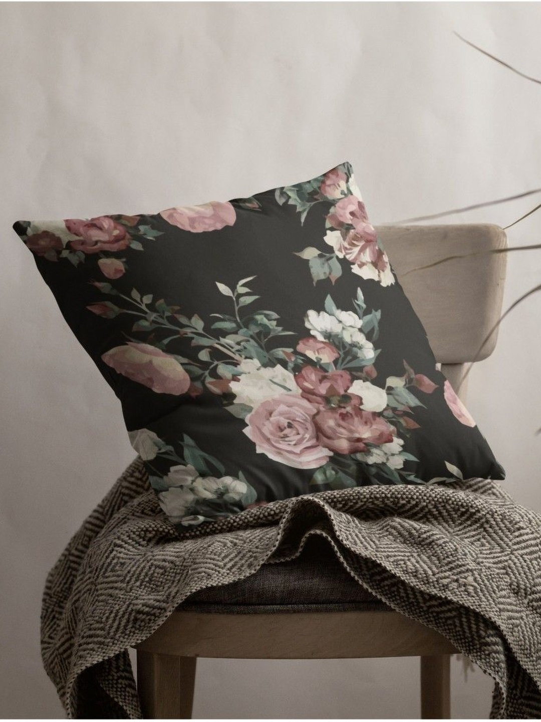 

THEYAYACAFE Black & White Floral Printed Velvet Square Cushion Cover