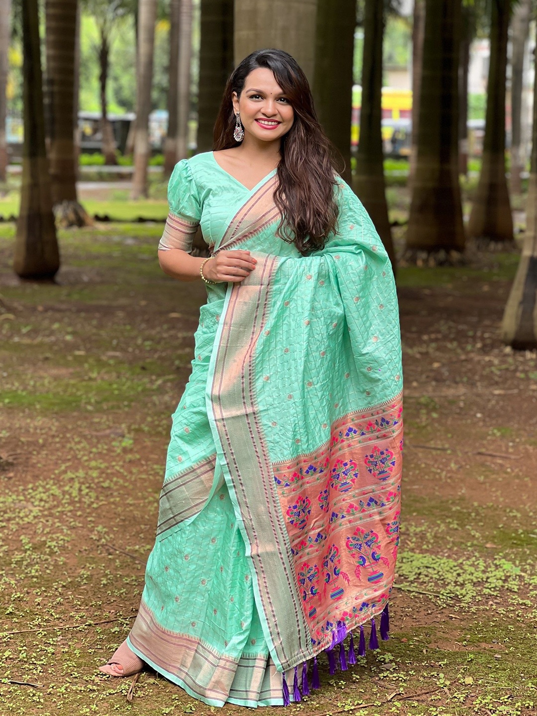 

LeeliPeeri Designer Zari Woven Checked Paithani Saree, Sea green