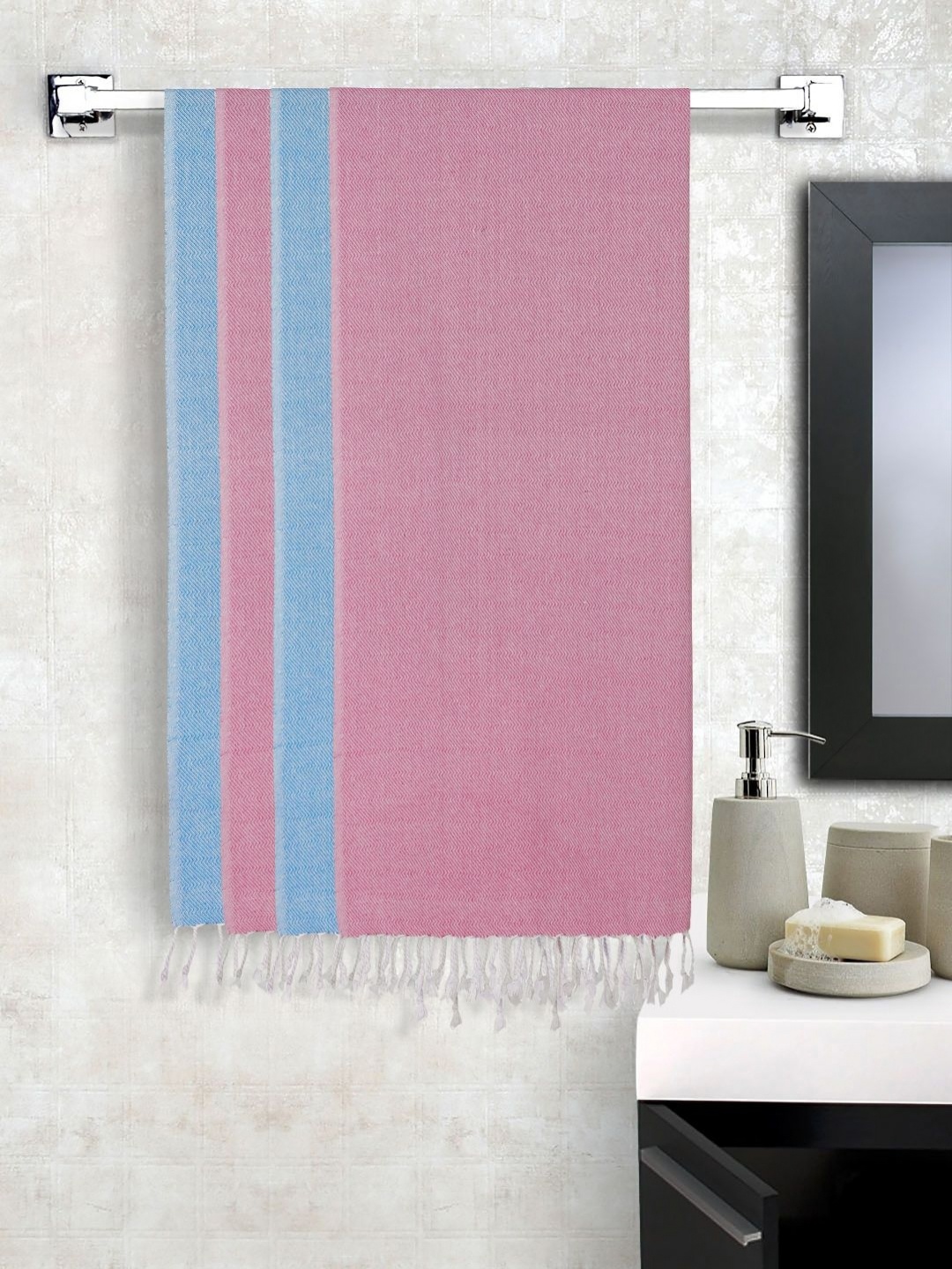 

KLOTTHE Pink & Blue 4 Pieces Pure Cotton 550 GSM Bath Towels