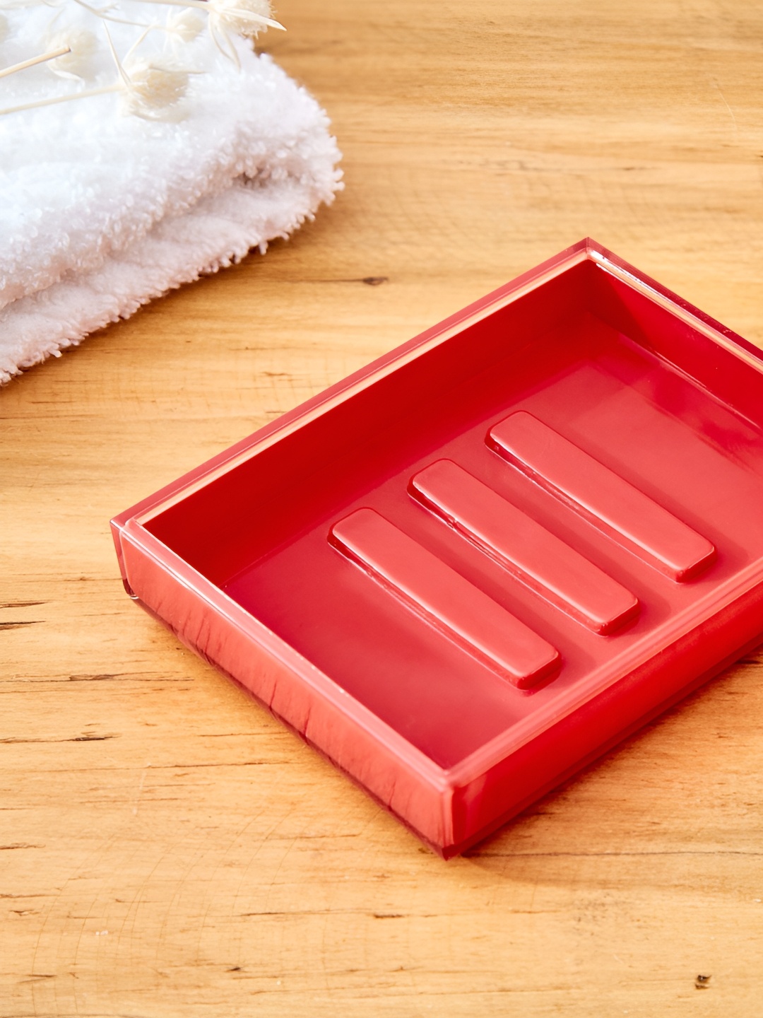

Home Centre Slate Cloud Red Glossy Classic Soap Dish