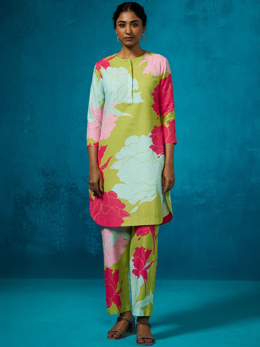 

Dressfolk Floral Printed Tunic With Trousers, Lime green