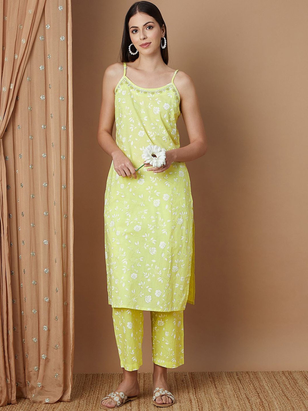

Melange by Lifestyle Floral Printed Regular Thread Work Pure Cotton Kurta With Trousers, Yellow