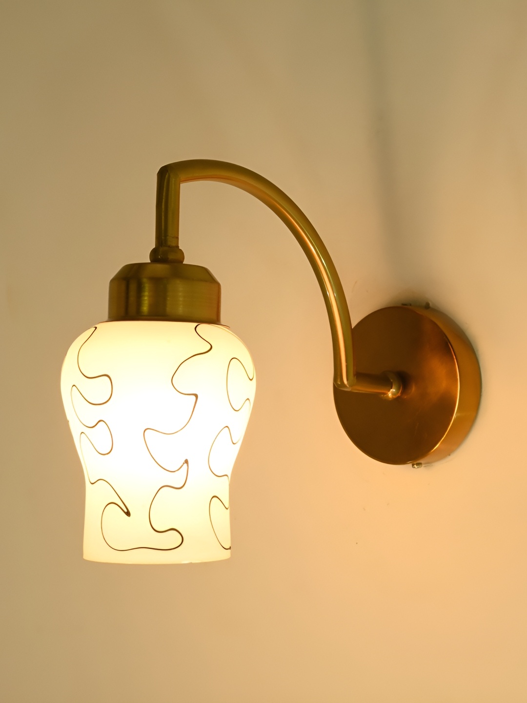 

Afast White & Black Glass Traditional Rectangle Shaped Wall Lamp