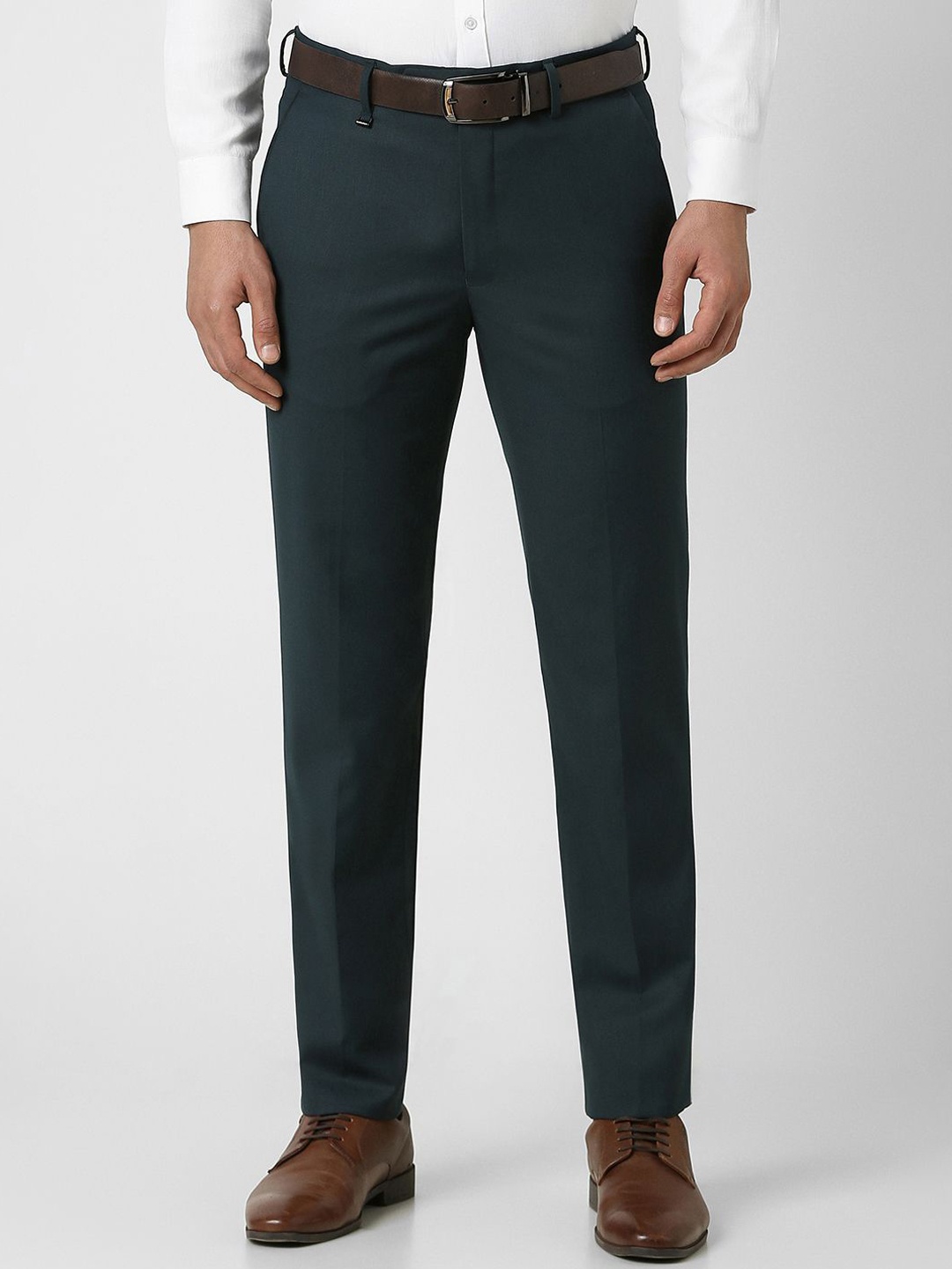 

Van Heusen Men Solid Slim Fit Trousers, Green