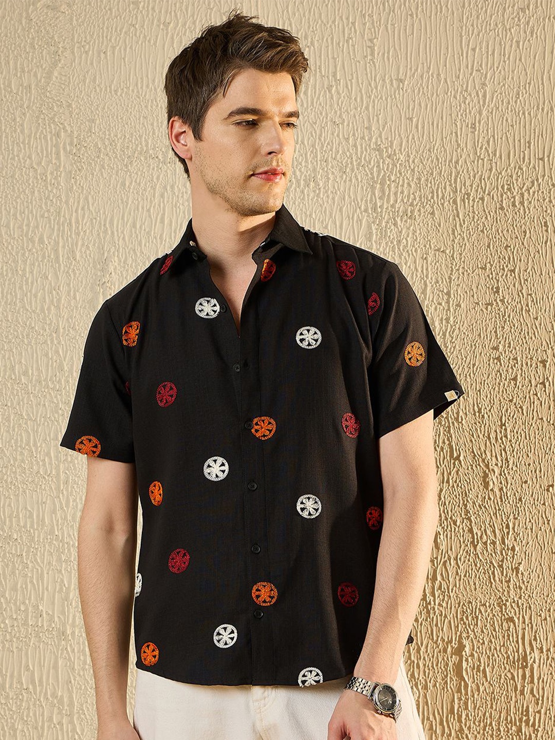 

Modeve Men Opaque Printed Casual Shirt, Black