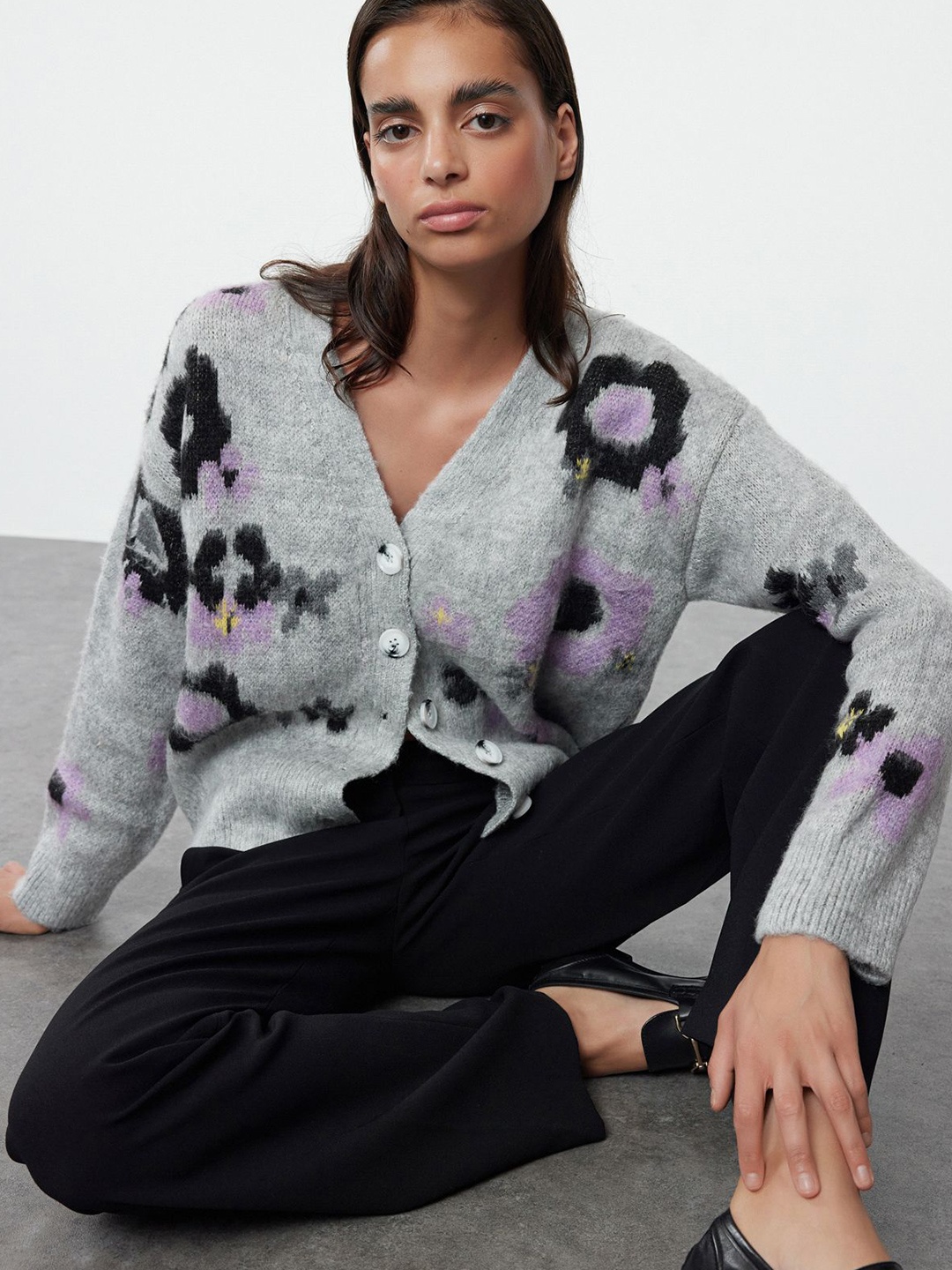 

Trendyol Women Floral Printed Cardigan, Grey