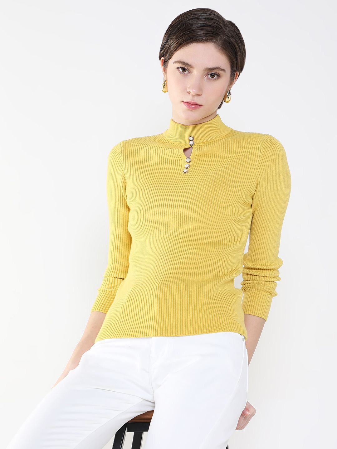 

SHOWOFF Studded Top, Yellow