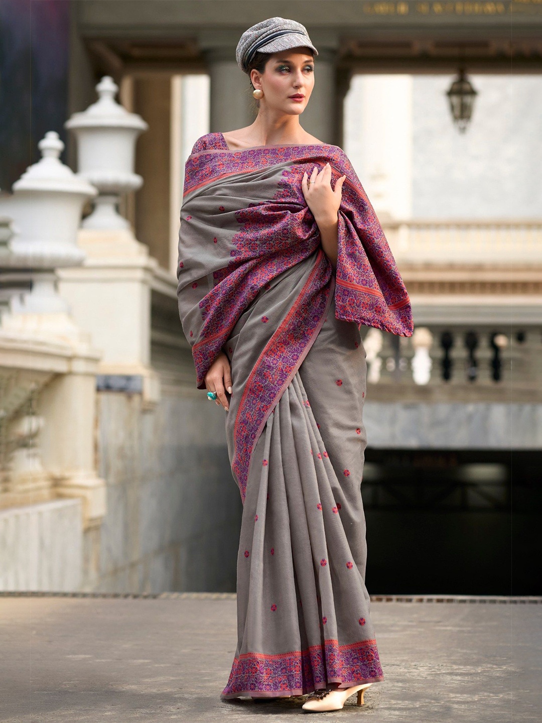 

MySilkLove Floral Woven Design Saree, Grey