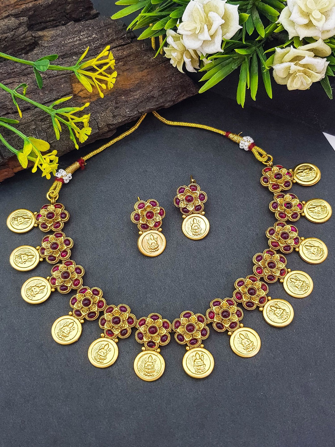 

GRIIHAM Gold-Plated AD Studded Temple Jewellery Set