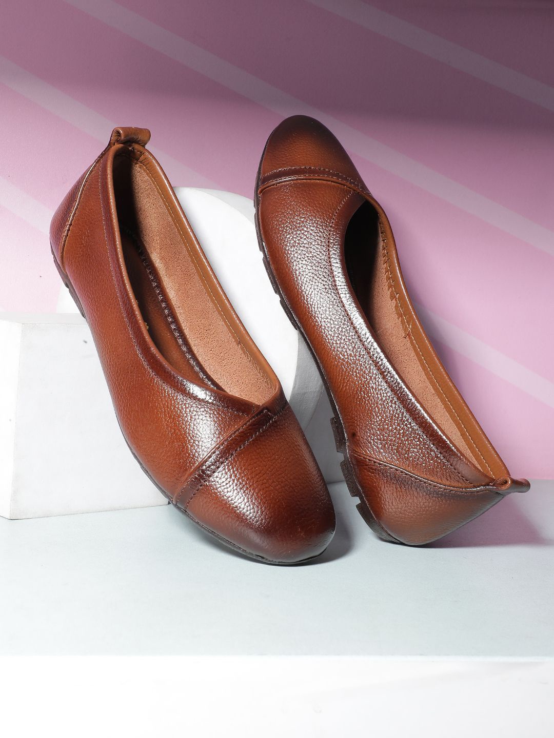 

Liberty T840 04 Women Solid Ballerinas Flats, Brown