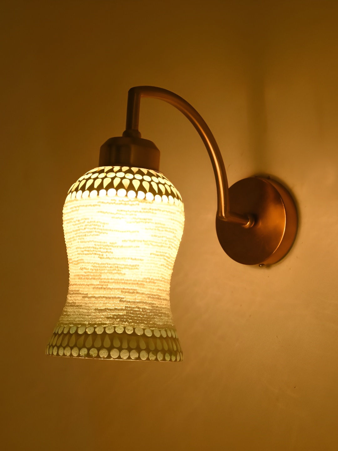 

Afast White Glass Traditional Rectangle Shaped Wall Lamp