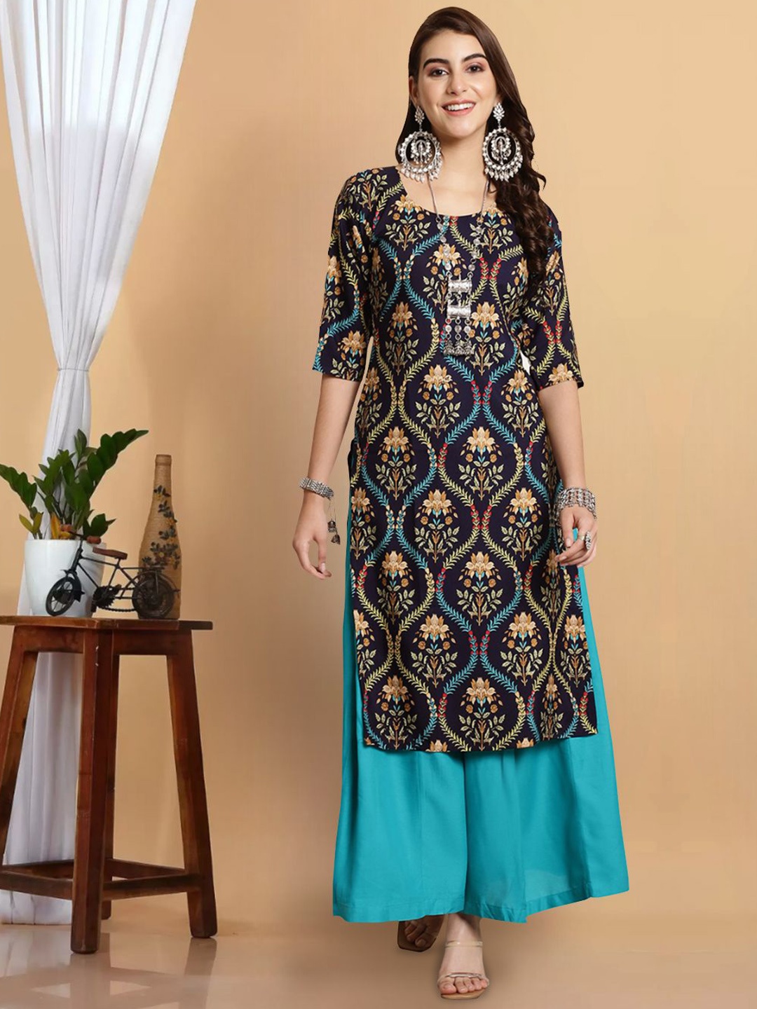

7Threads Ethnic Motifs Printed Round Neck Crepe Straight Kurta, Navy blue