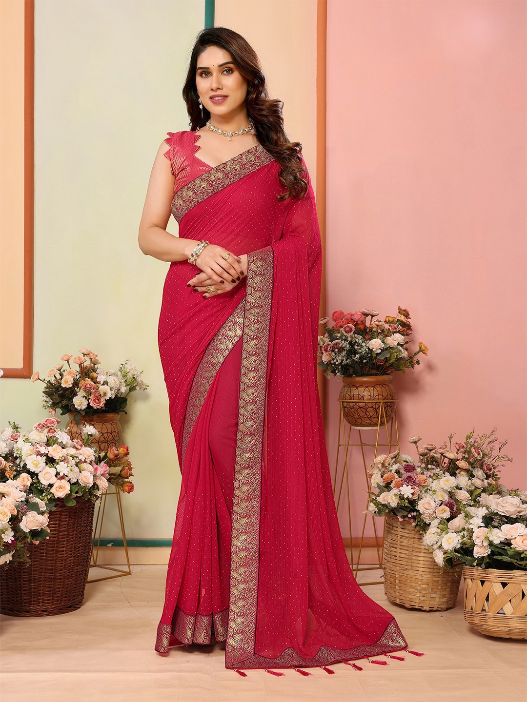 

Ambuja International Embellished Beads and Stones Saree, Pink