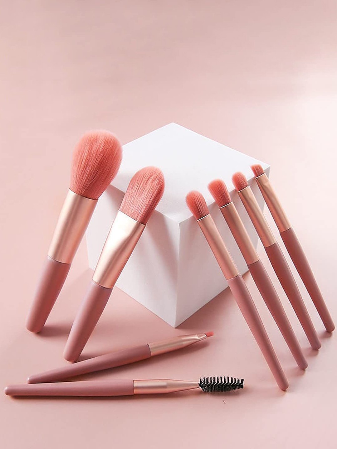 

zemglam Set Of 9 Makeup Brush With Nail Cleaning Brush, Pink