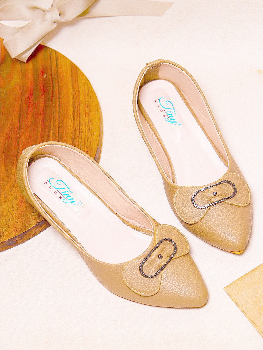 

Tiny Bugs Girls Textured Party Block Peep Toes, Beige