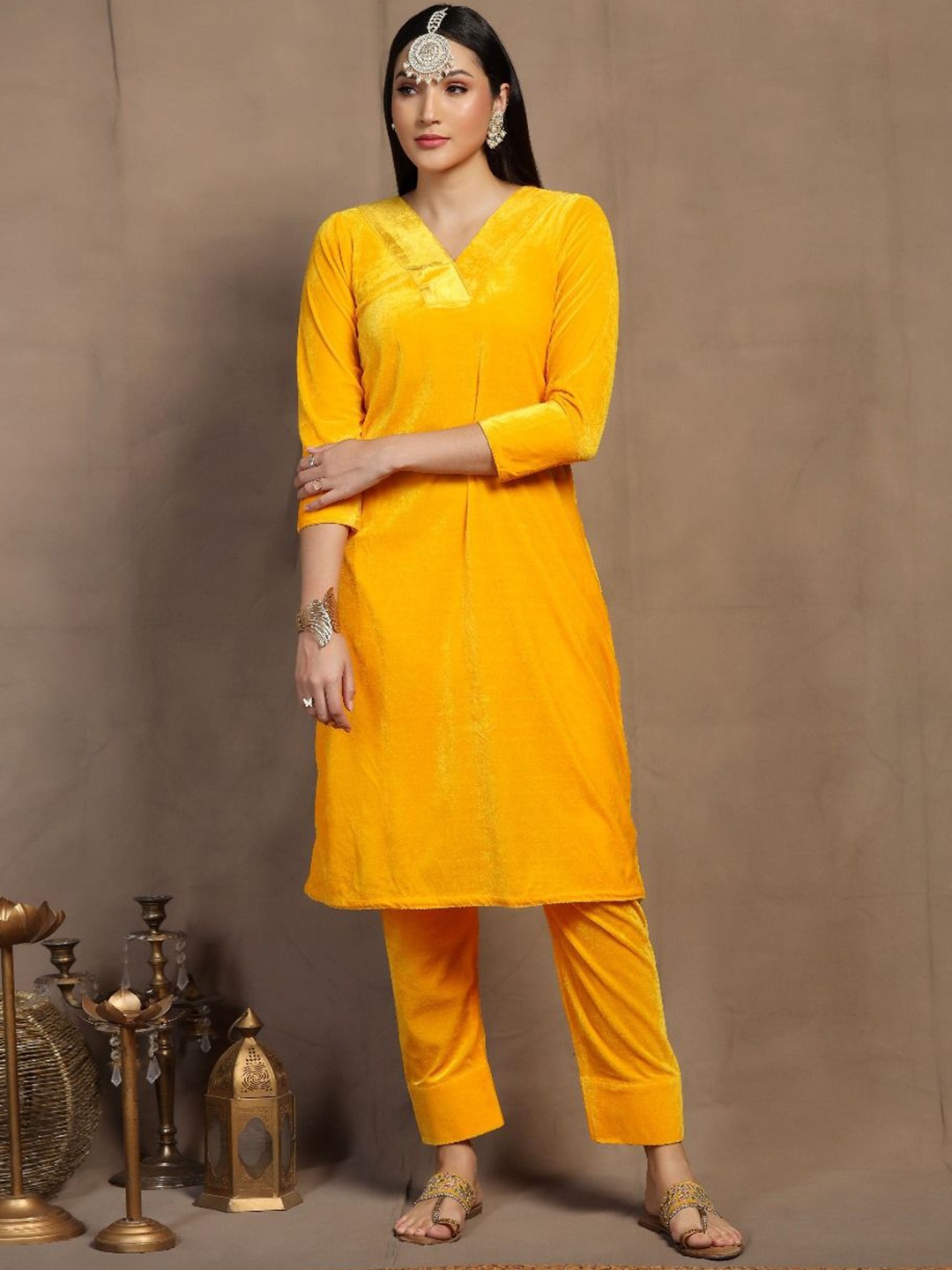 

SHADES OF FAASHION V-Neck Velvet Straight Kurta With Trouser, Yellow