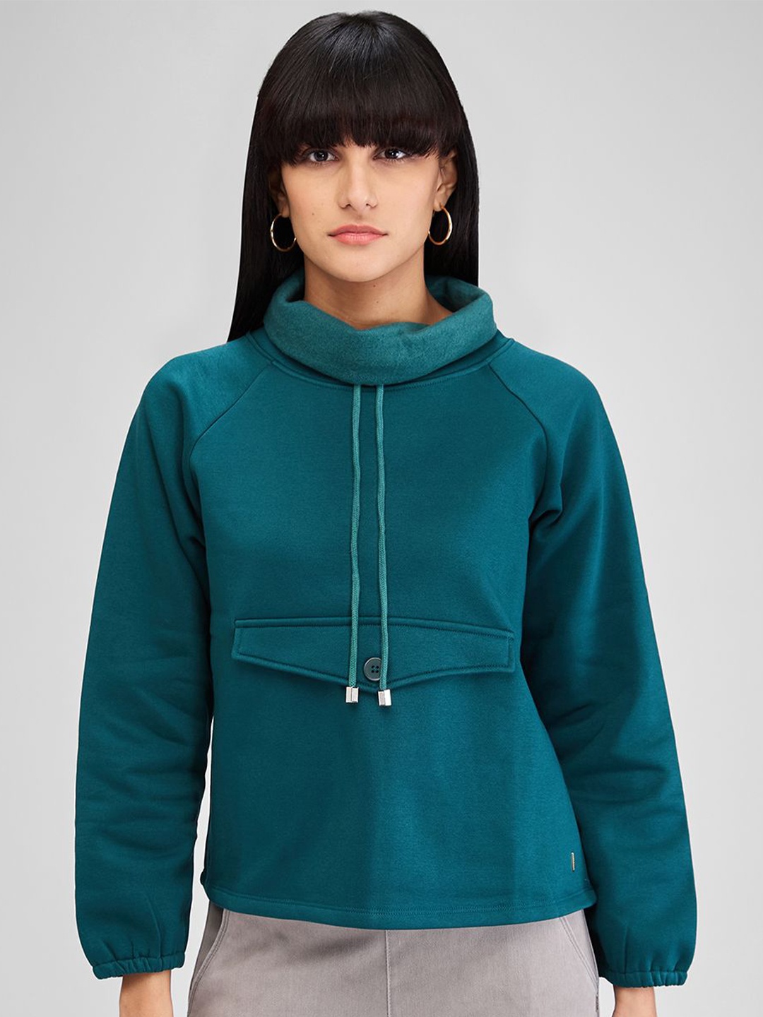 

SPYKAR Women Sweatshirt, Green