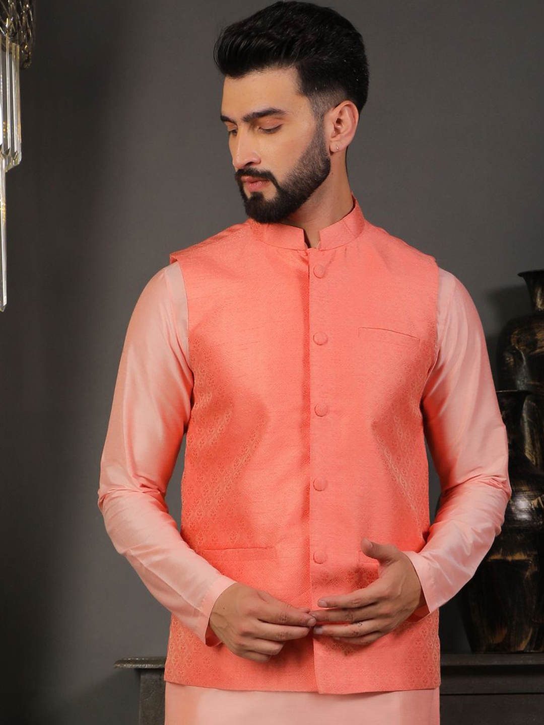 

DEYANN Men Printed Mandarin Collar Nehru Jacket, Peach