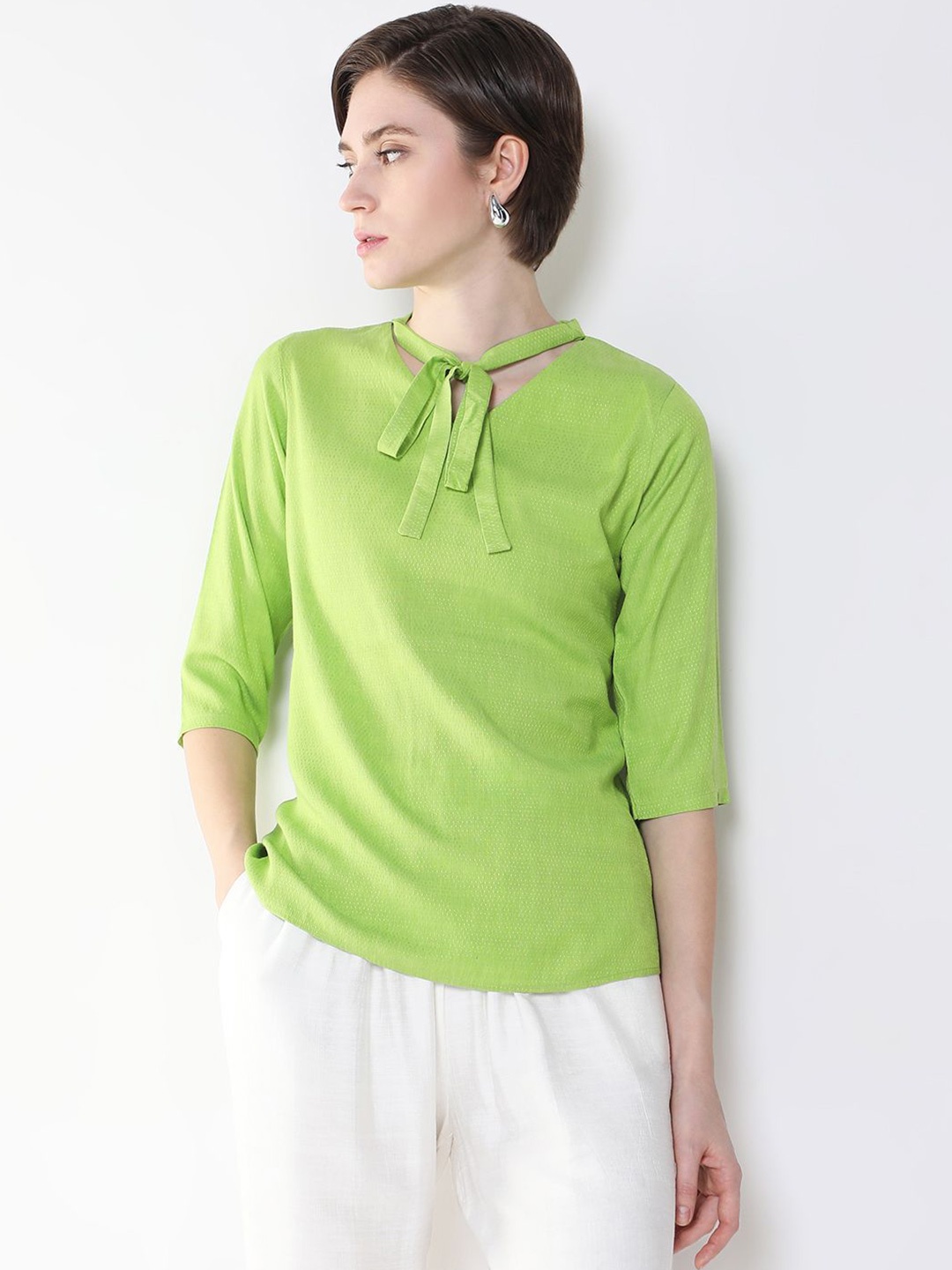 

SHOWOFF Tie-Up Neck Top, Green