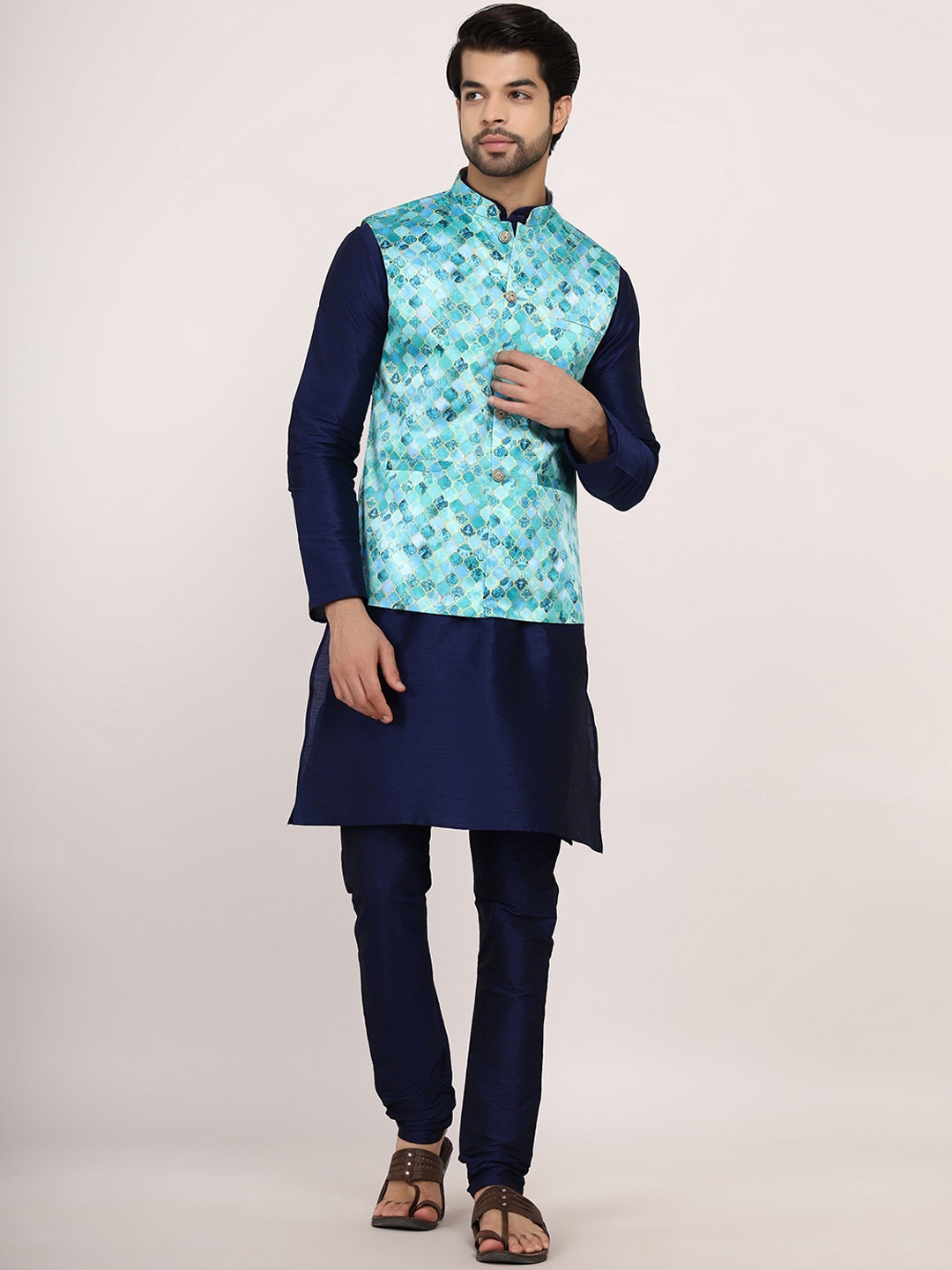 

Sadree Mandarin Collar Regular Kurta With Churidar & Printed Nehru Jacket, Navy blue