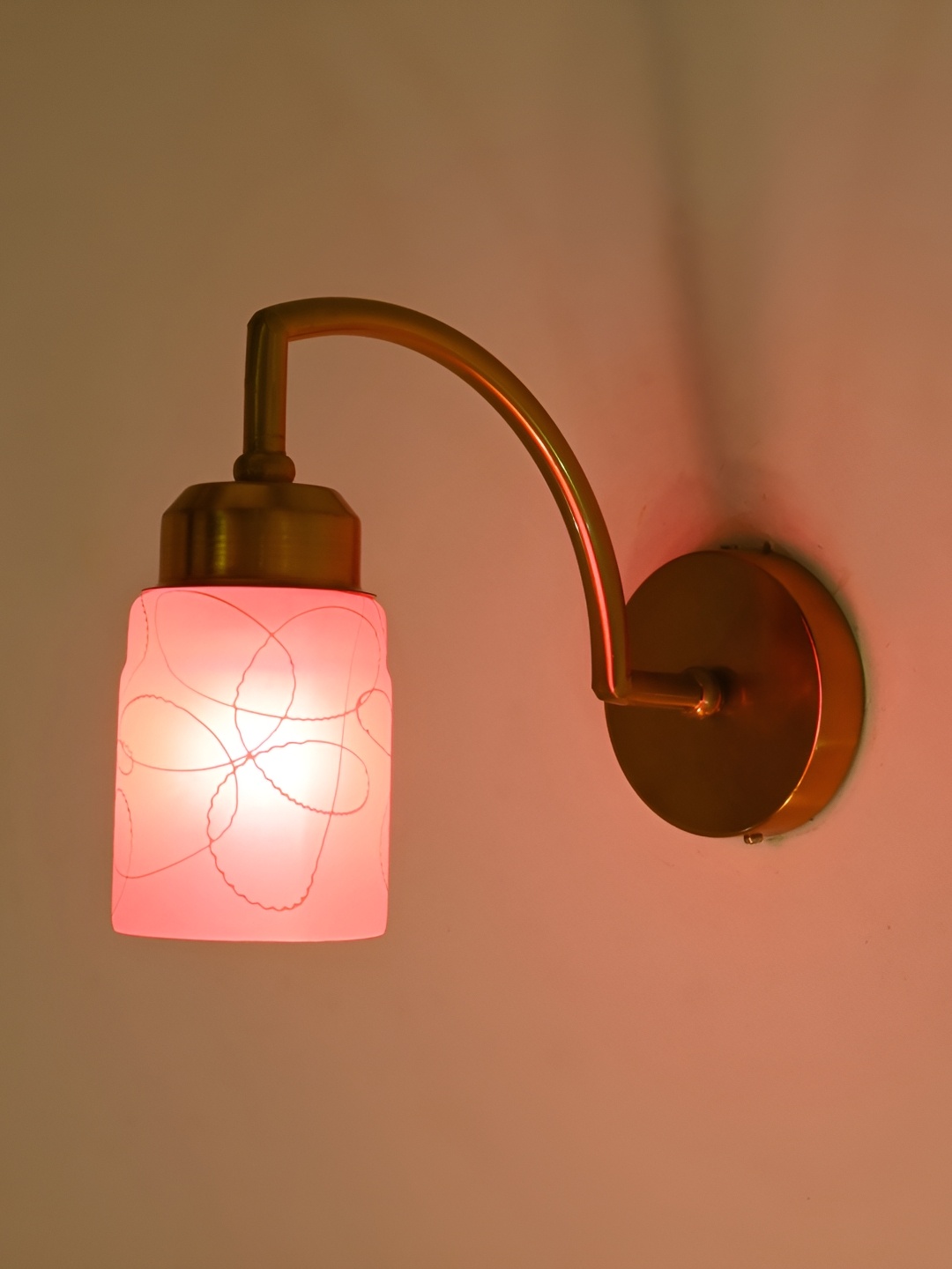 

Afast Gold-Toned & Pink Printed Glass Bell Shaped Wall Lamp