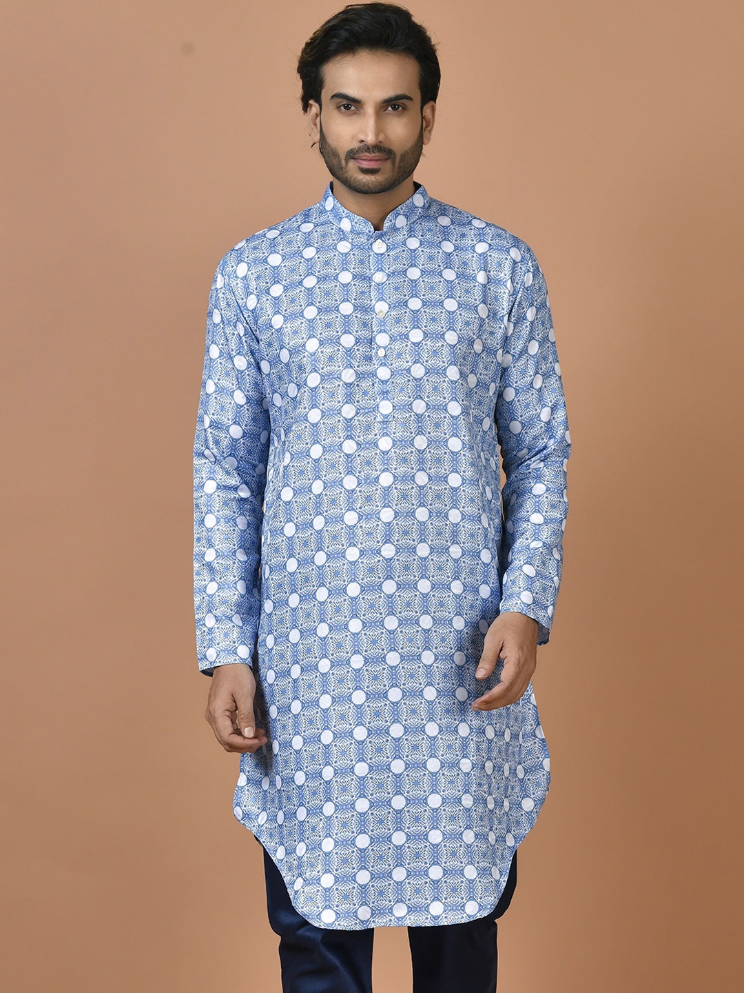 

Sayisha Geometric Printed Mandarin Collar Straight Kurta, Blue