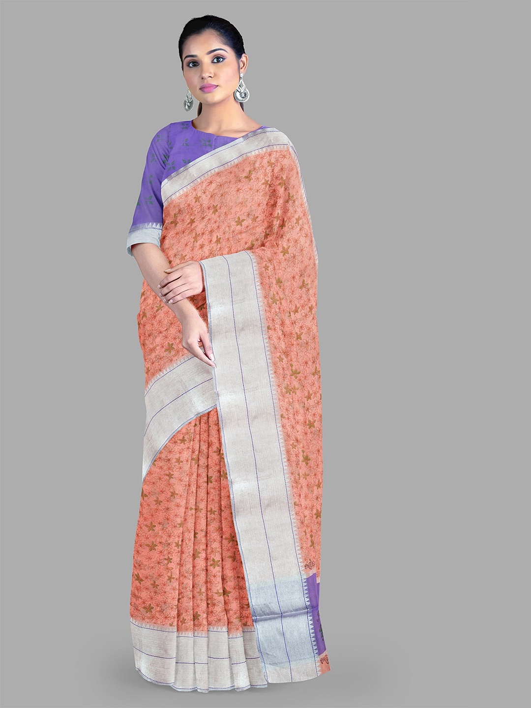 

The Chennai Silks Floral Zari Pure Cotton Chanderi Saree, Peach
