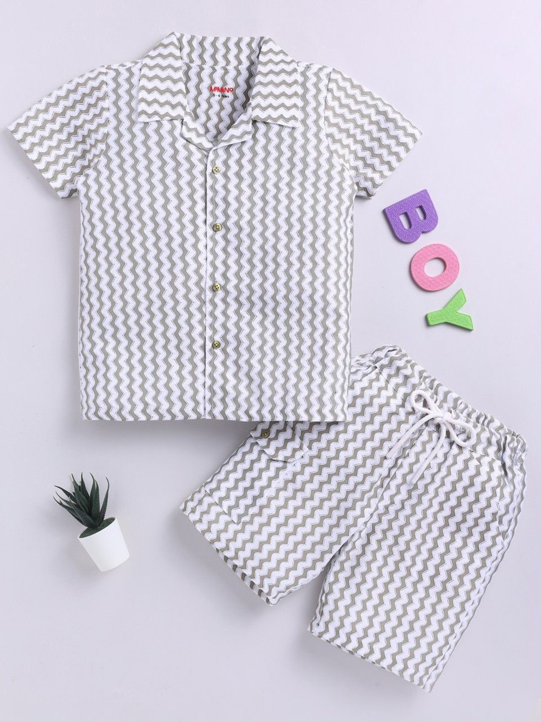 

MIMINO Boys Printed Shirt with Shorts, Green