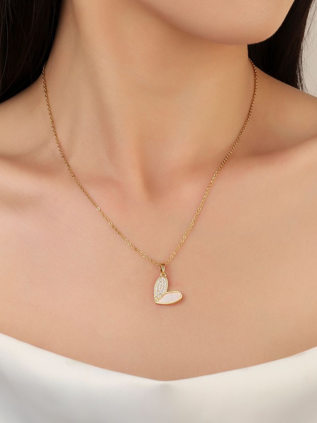 

SALTY Haley Studded Stainless Steel Heart Shaped Pendant with Chain, Gold