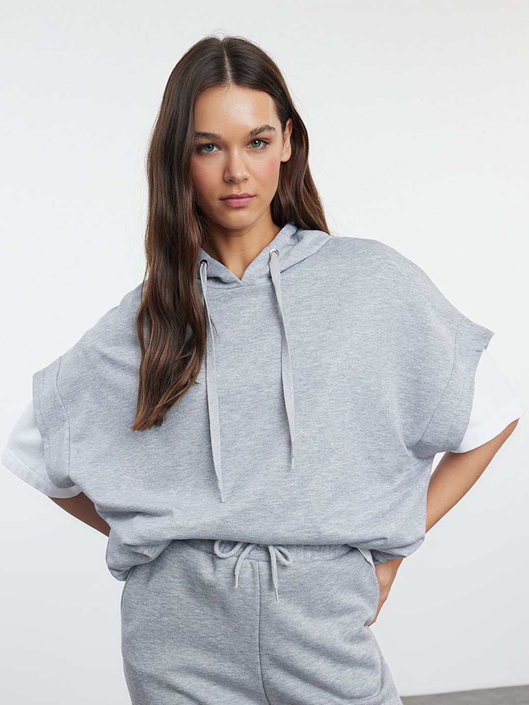 

Trendyol Women Sweatshirt, Na