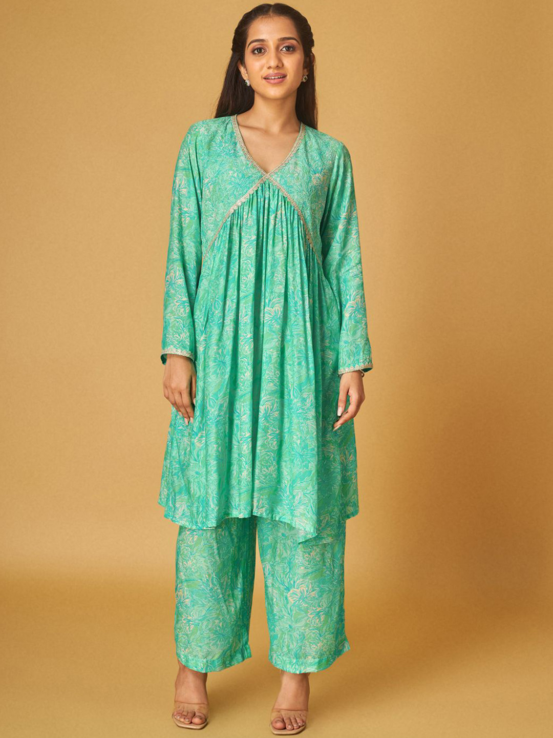 

Maisolos Floral Printed V-Neck Cotton Silk Tunic & Trousers, Green