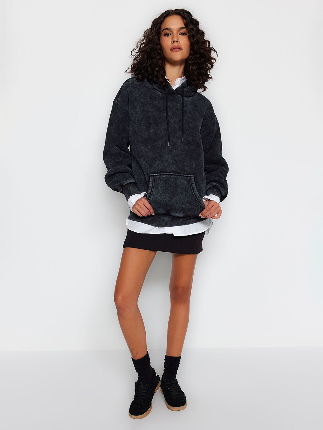 

Trendyol Women Sweatshirt, Na
