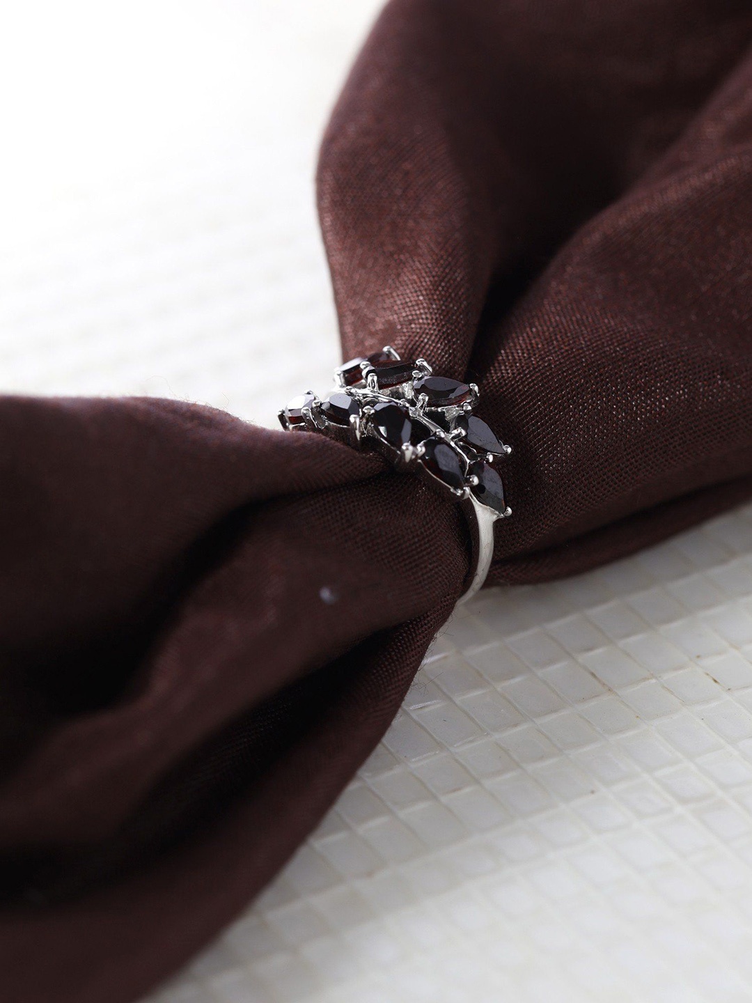 

Exotic India Garnet Stone Sterling Silver Leaf Design Ring