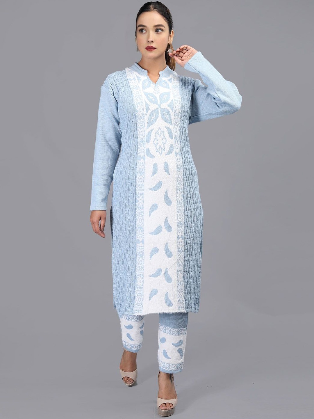 

TYSORT Floral Woven Design Mandarin Collar Knitted Weave A-Line Kurta With Trouser, Turquoise blue