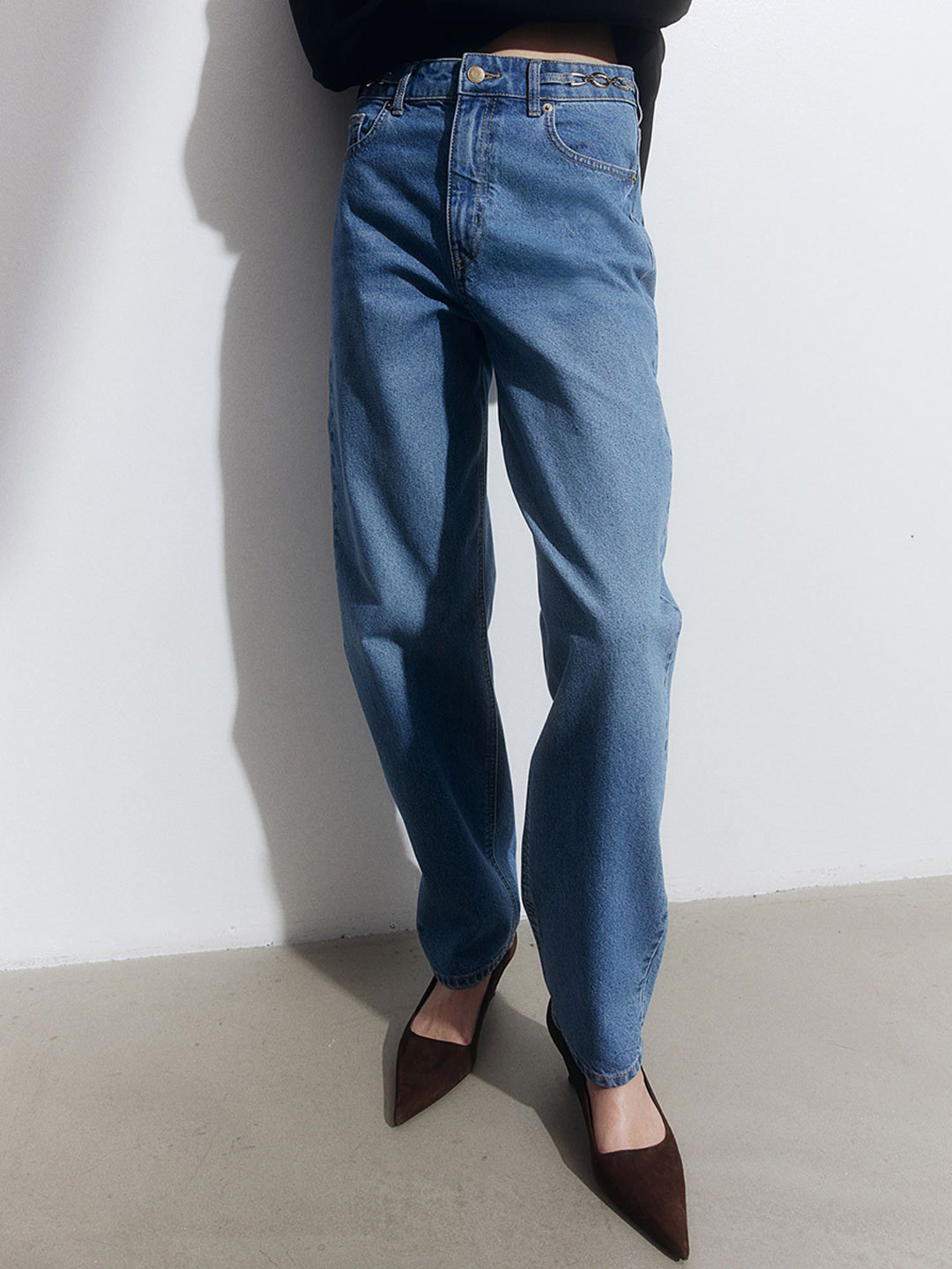 

H&M Women Chain-Detail Tapered Jeans, Blue