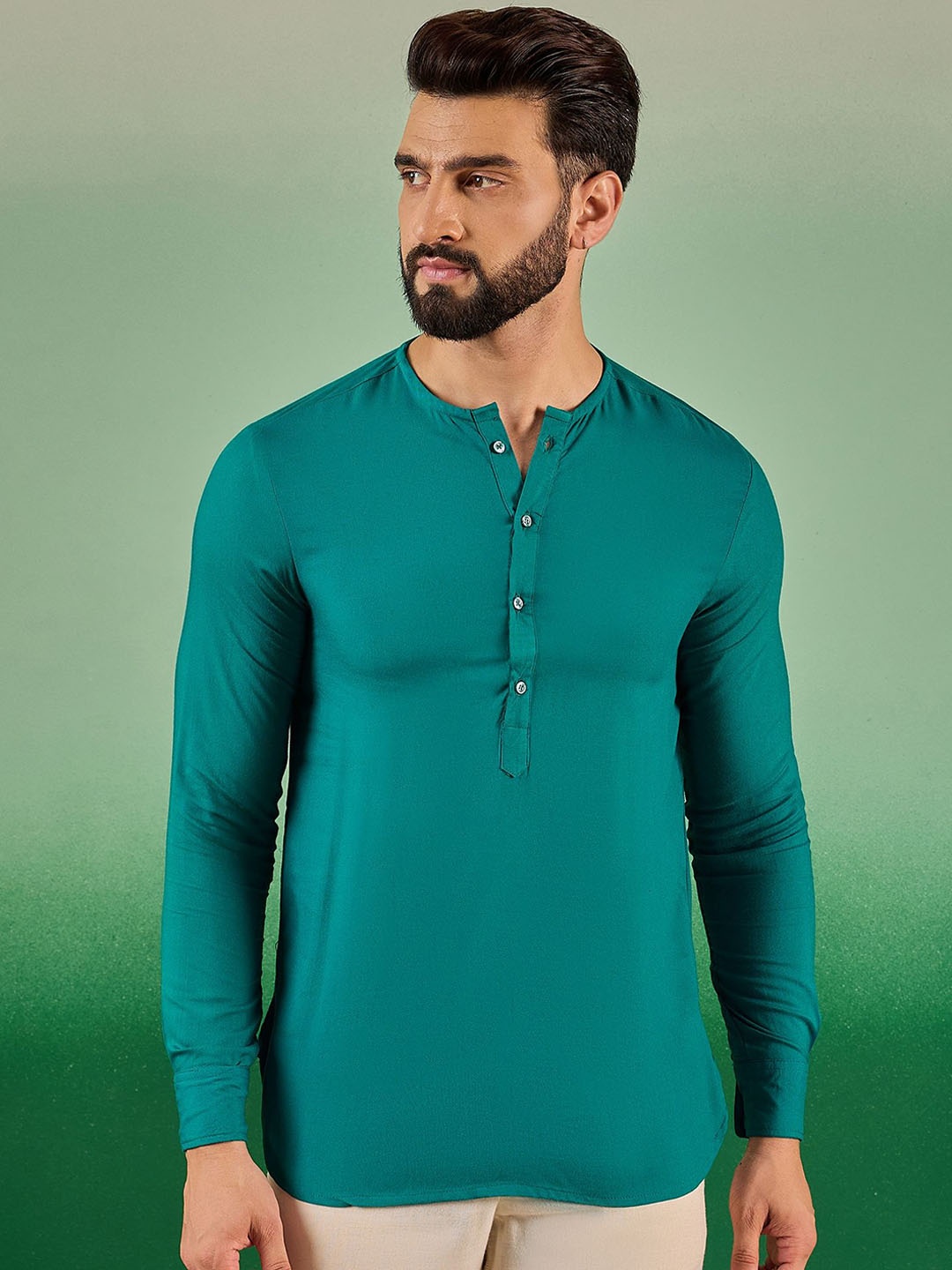 

Sangria Green Mandarin Collar Straight Short Kurta