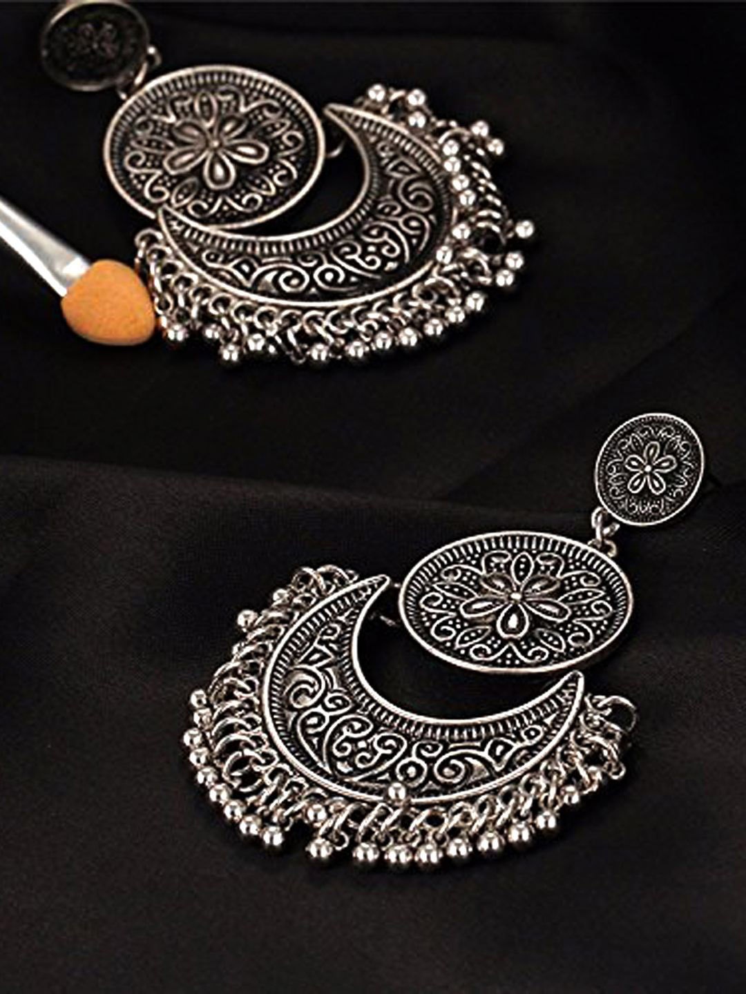 

Krelin Silver Plated Chandbalis