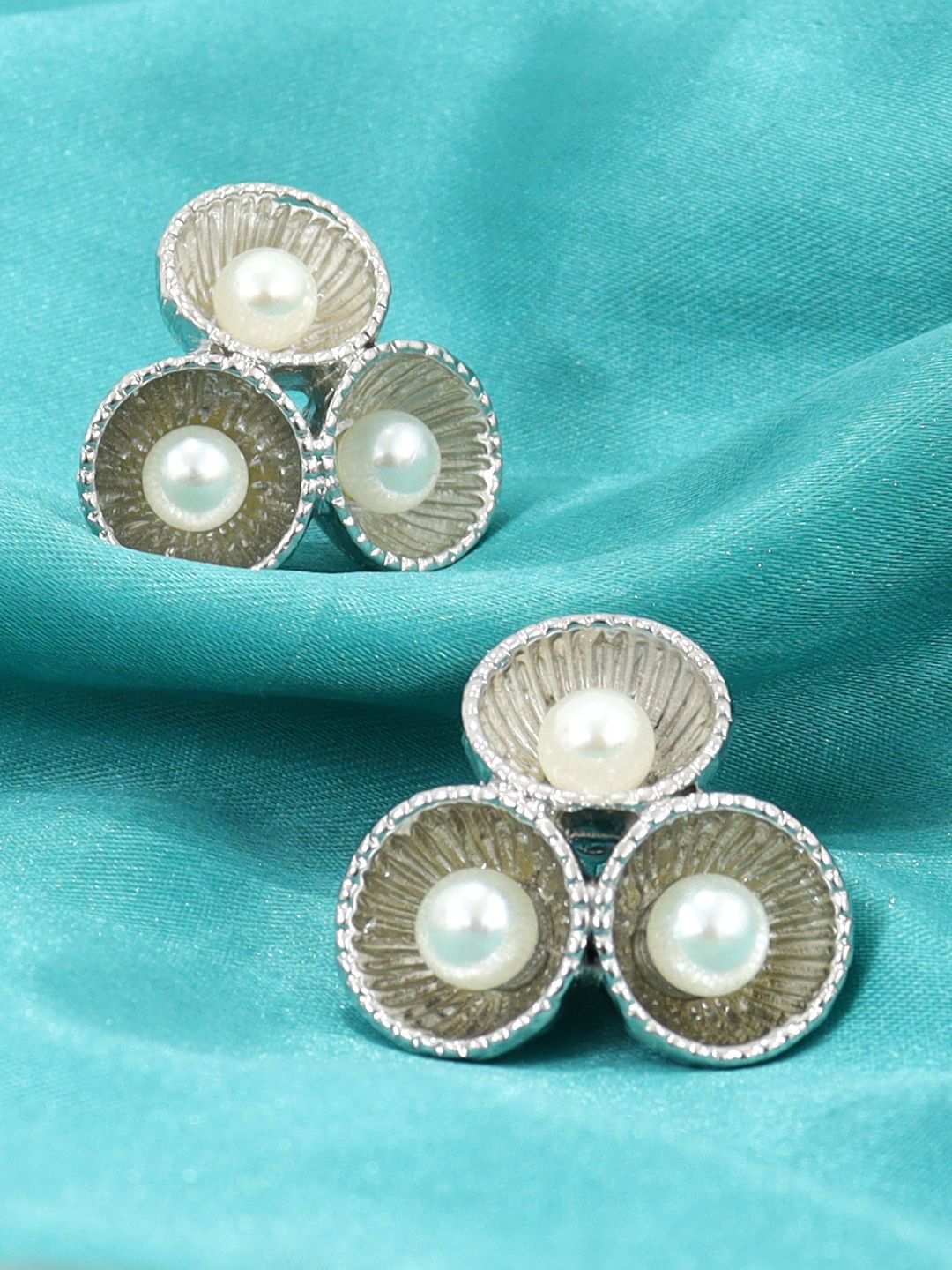 

VAGHBHATT Silver-Plated Pearls Studded Triangular Studs Earrings