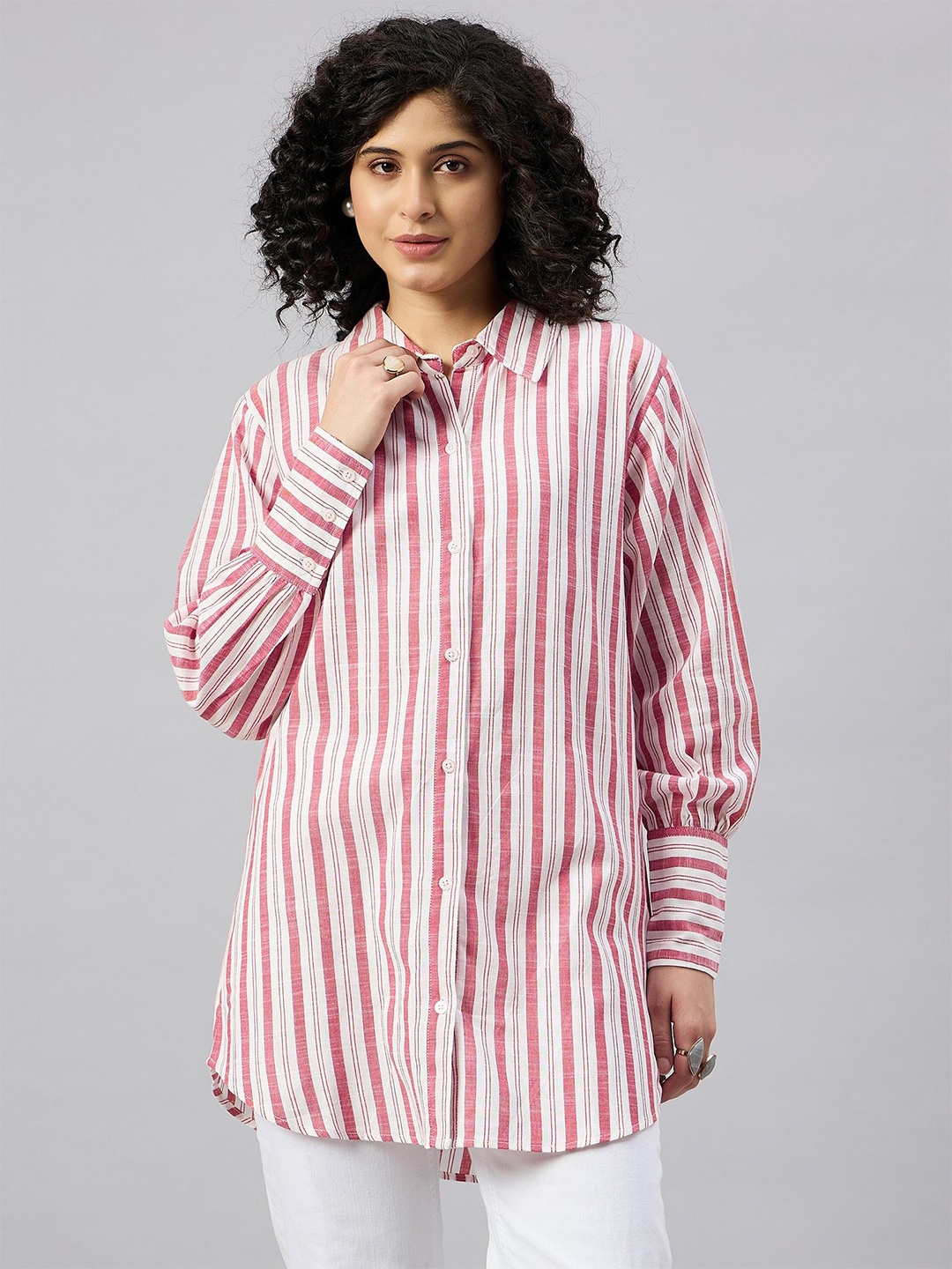

Roadster Striped Casual Shirt, Red