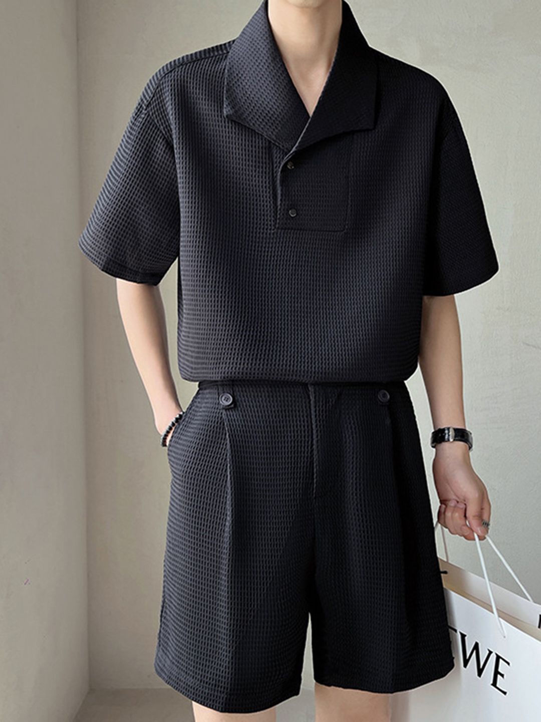 

StyleCast Black Polo Collar T-Shirt with Shorts