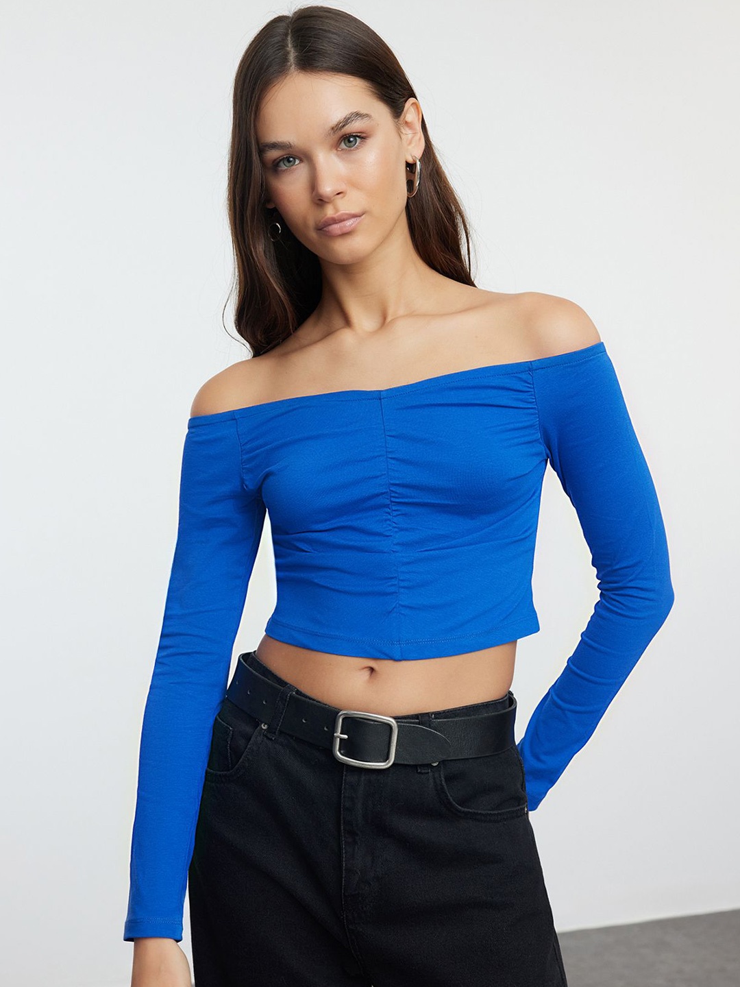 

Trendyol Off-Shoulder Cotton Bardot Crop Top, Na