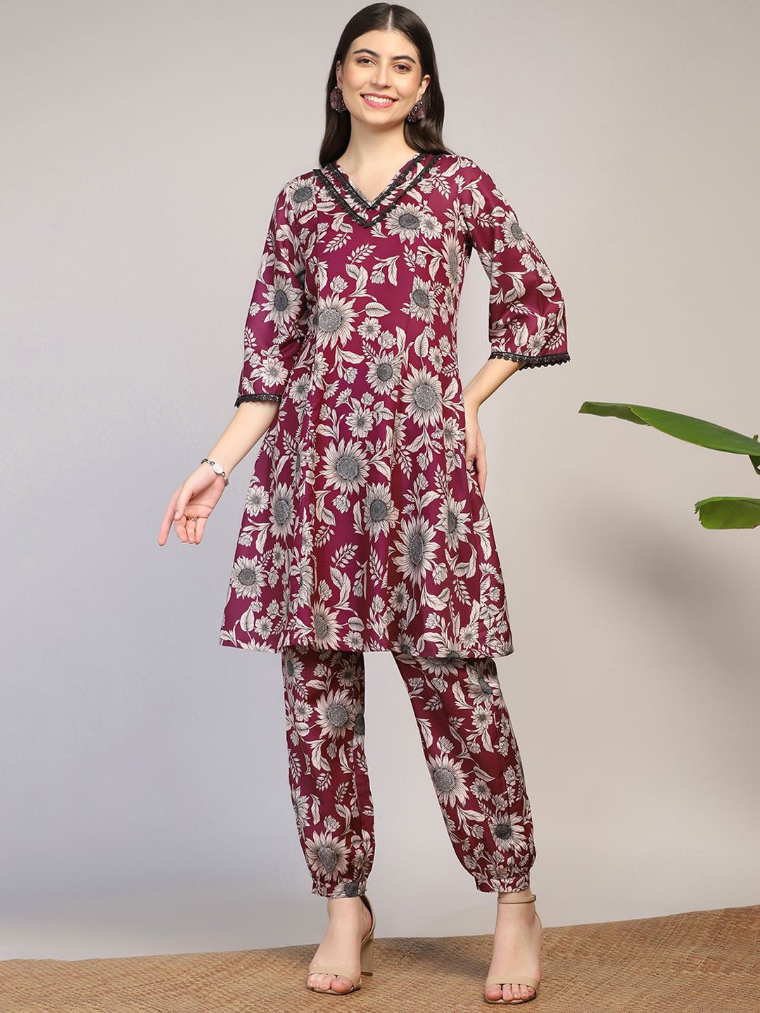 

FASHION DREAM Floral Printed A-Line Kurta with Trousers, Magenta