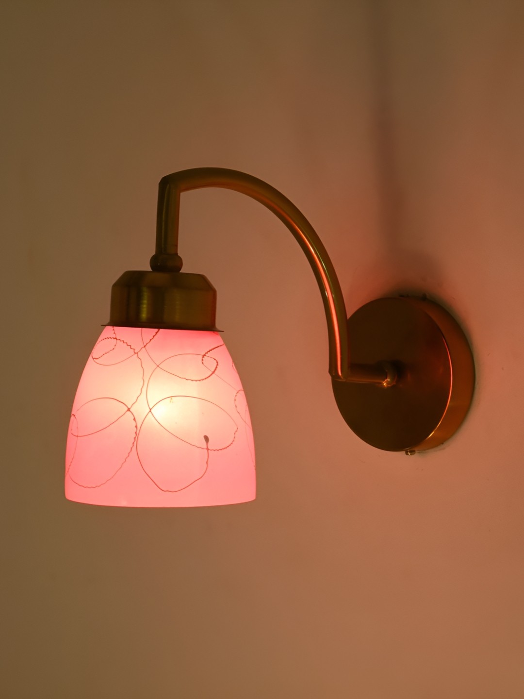 

Afast Gold-Toned & Pink Printed Glass Bell Shaped Wall Lamp