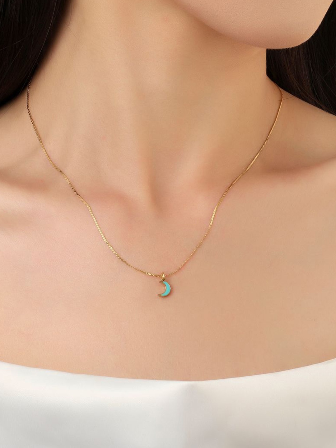 

SALTY Stainless Steel Crescent Moon Chain, Gold