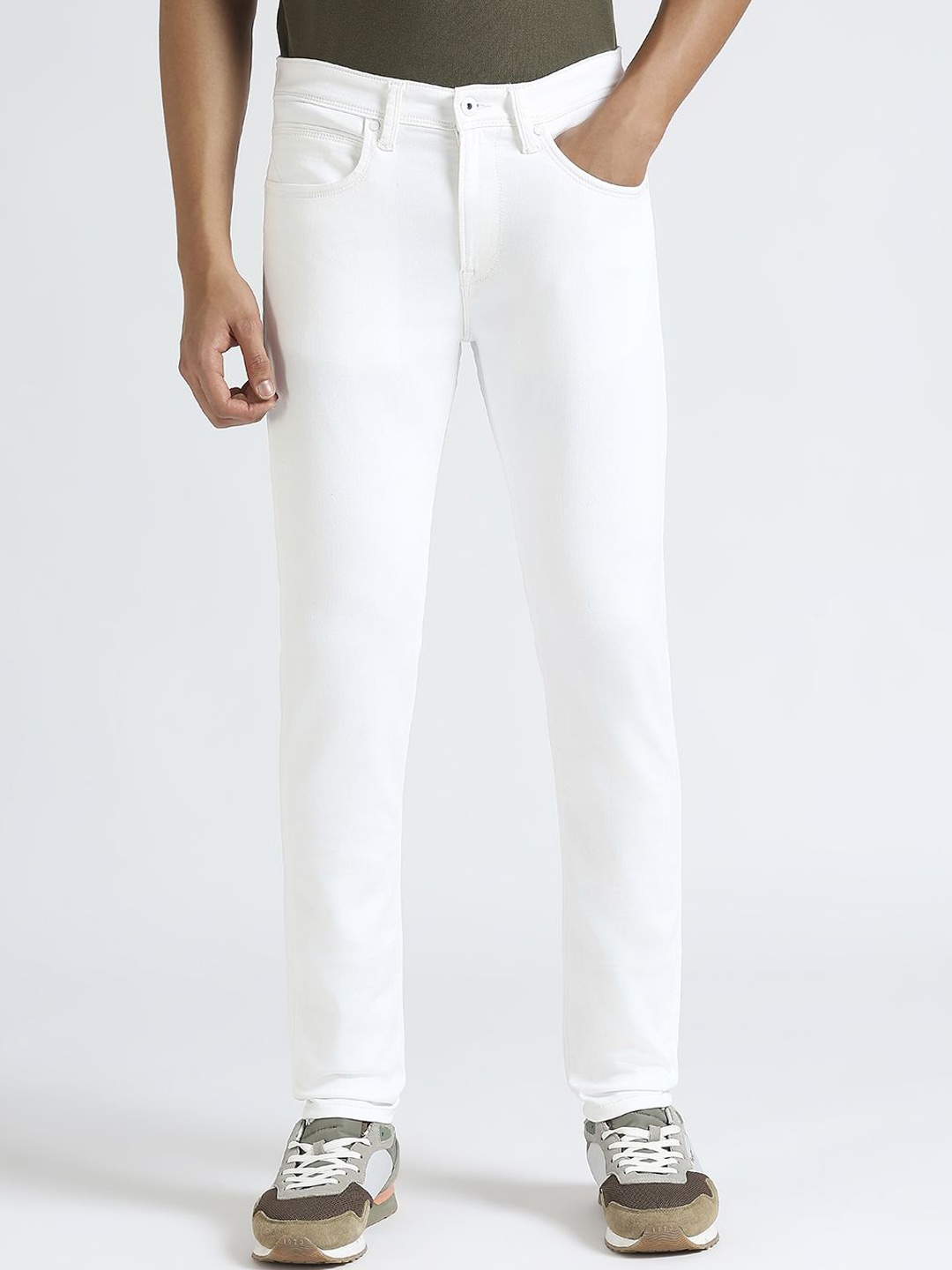 

Pepe Jeans Men Slim Fit Mid-Rise Stretchable Jeans, White