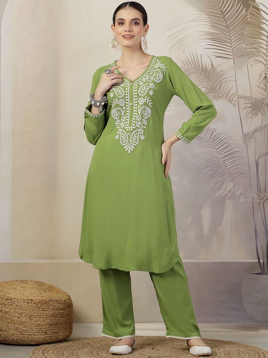 

Nayam By Lakshita Floral Yoke Design Regular Thread Work Kurta with Palazzo, Green